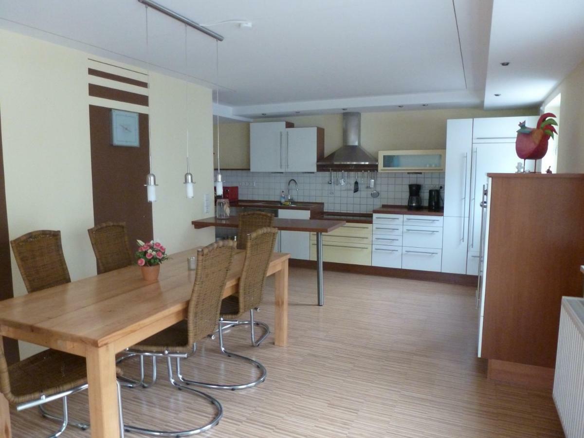 Ferienwohnung Eisele Heike Günzburg Buitenkant foto
